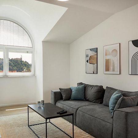 Luxe Penthouse With A Castle View Любляна Екстериор снимка