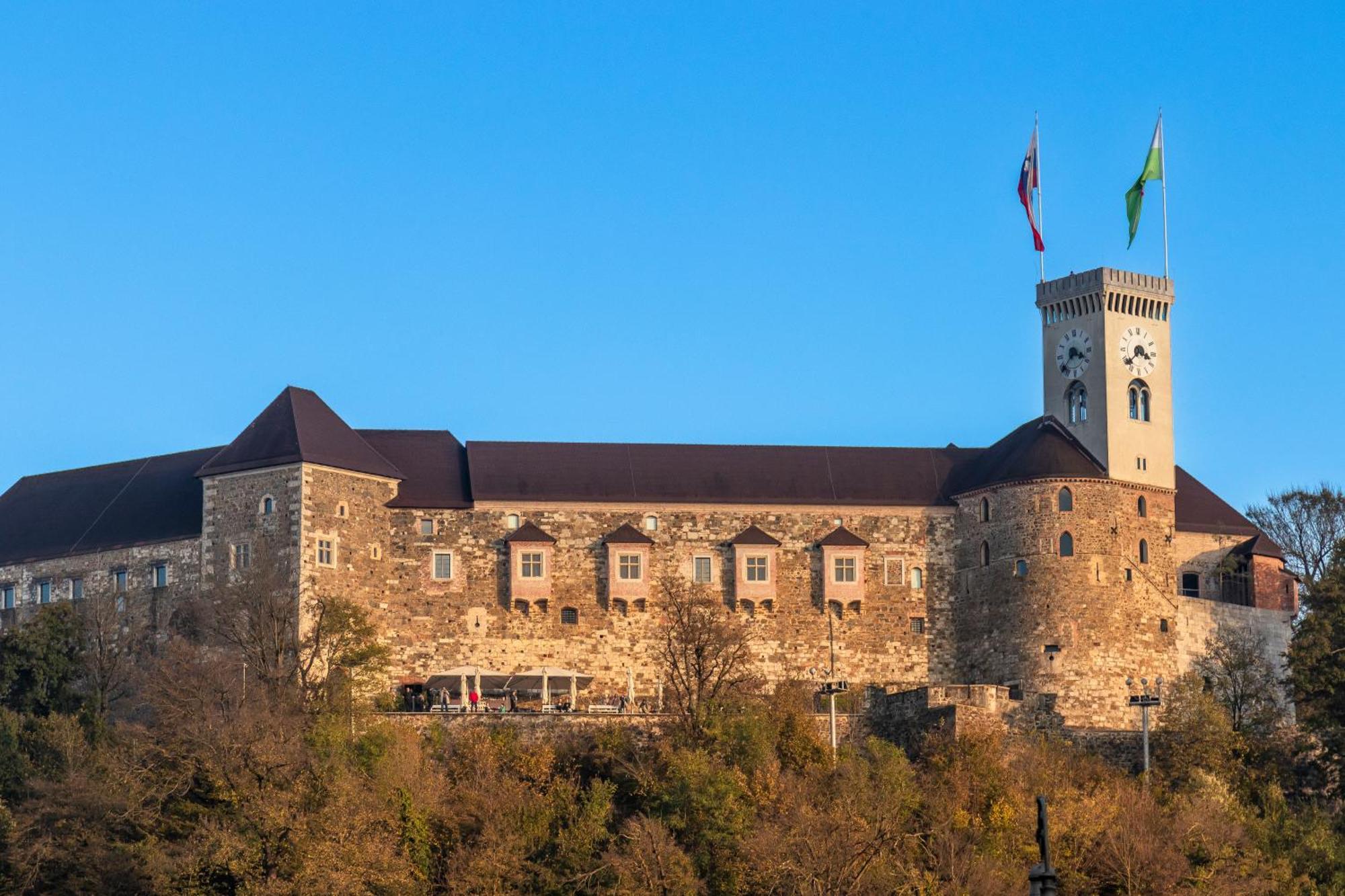 Luxe Penthouse With A Castle View Любляна Екстериор снимка